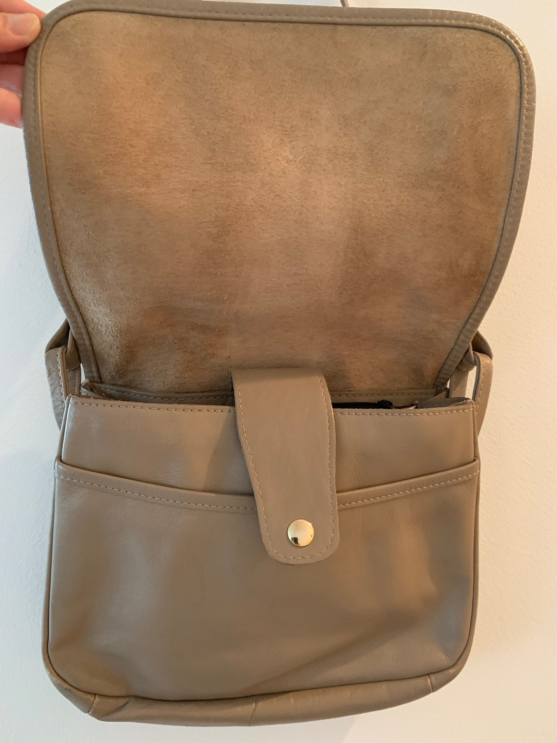 Taupe beige tan leather shoulder bag with multi pockets Etsy
