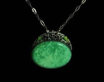 Czech Art Deco Necklace Vintage 1930,  Jade Green Peking Glass Pendant, Champlevé Enamel, Original Paper Clip Chain