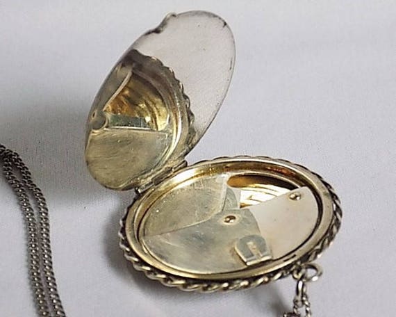 Antique Silver Compact Locket, Edwardian Lady Cha… - image 5