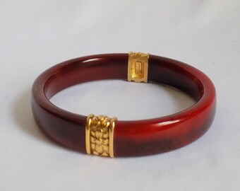 Crown Trifari Tortoise Color Bracelet, Vintage Gold Accented Lucite Bangle Bracelet, Excellent Condition