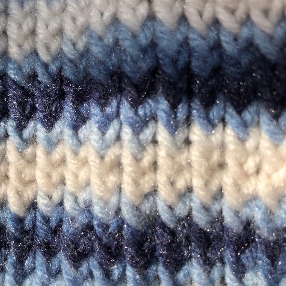 WH85 blue striped beanie