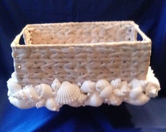 Sea Grass Basket With Shells - Beach Wedding Amenities Basket - Beach Wedding