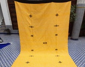 Moroccan Handmade Blanket Throw - All Merino Wool - Yellow with Black Ends - Queen Size - 6 39 3 quot x 9 39 8 quot (295cm x 192cm)