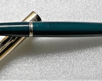 Restored 1950s Parker 51 Fountain Pen: Teal Blue, 14k Fine Nib, Gold Cap