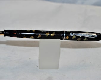 Restored 1930's Sheaffer Jr. Black and Gold marbled ink fountain pen