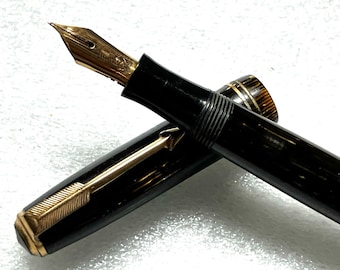 Parker Vacumatic 52 – Pearl Brown – 14K Gold Nib – Made in Canada