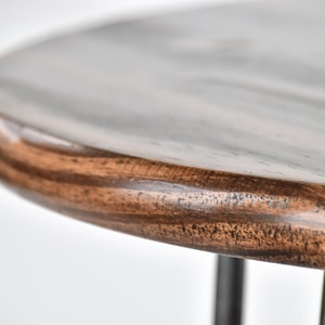 Midcentury Circular Round Oval Side Table, 24&#39;&#39; diameter, 23-24&#39;&#39; height