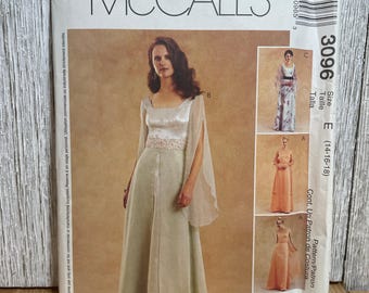 McCall's 3096 Petite Summer Gown with Square Neck and Flowy Sleeves Bridesmaids Pattern Size 14-18 UNCUT FF