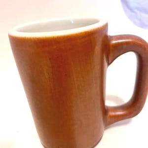 Tazza Vintage Hall Made in USA 1318, resistente e resistente, per ristoranti