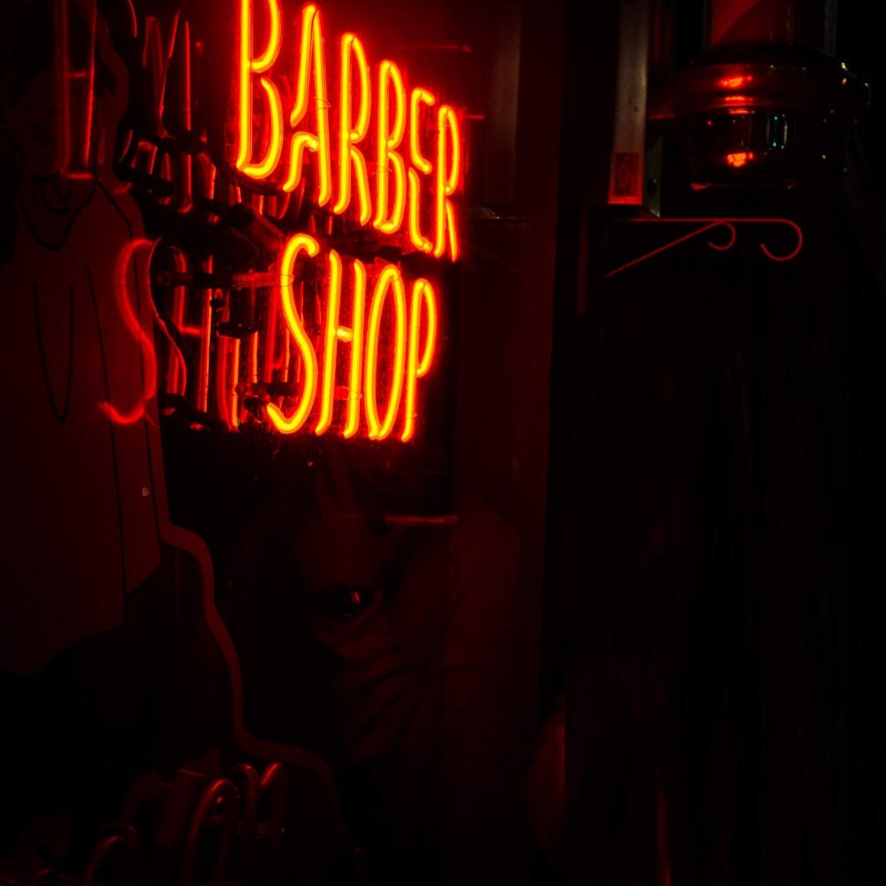 Salon De Coiffure Neon Sign Salon