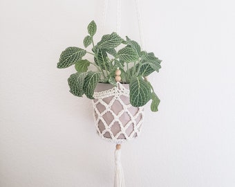 Crochet Plant Hanger, Potted Plant Hanger, Hanging Plant Holder, Crochet Plant Holder, Plant Lover Gift, Gift for Her, Mother's Day Gift