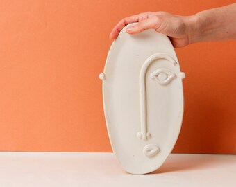 Etsy Design Awards Finalist - Face Tray M (26cm - 10,2”)