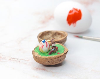 Bunny with egg miniature walnut, Easter decoration, Easter egg painting miniature, bunny miniature, upcycling project