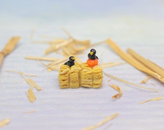 Autumn haystack with crows 2 cm miniature, Halloween miniature decoration, autumn decoration, miniature dollhouse decoration, pumpkin decoration
