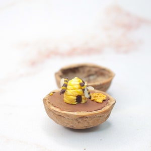 Bee miniature walnut, animal decoration, polymerclay forest animal, beehive, upcycling image 2