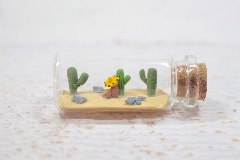 Nap miniature in 5 cm glass bottle, siesta in the heat, desert decoration, relaxation and sleep image 1