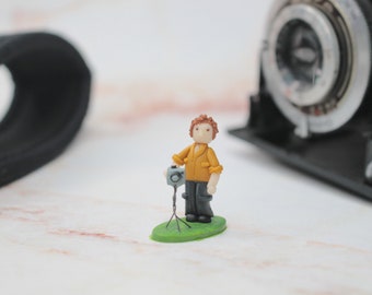Fotograf 3,0 cm Figur Miniatur, Beruf polymerclay Figur, Miniatur Kamera, Forograf mit Kamera