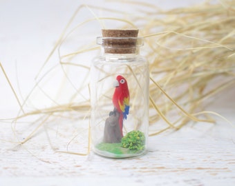 Parrot 6 cm bottle, parrot miniature, parrot decoration, bird in bottle, exotic bird