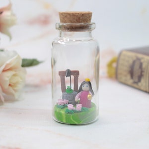 Frog prince miniature 6 cm glass bottle standing, fairy tale decoration, fairy tale figurine, frog miniature, princess small