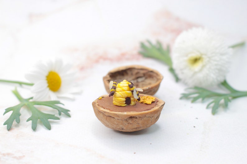 Bee miniature walnut, animal decoration, polymerclay forest animal, beehive, upcycling image 1