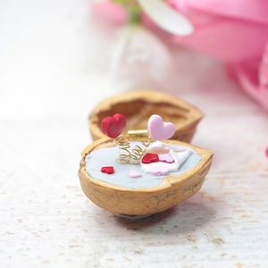 Herz Liebesbrief Ich Liebe Dich Miniatur Walnuss, Liebe Dekoration, polymerclay Muttertag Dekoration, Liebeserklärung, upcycling