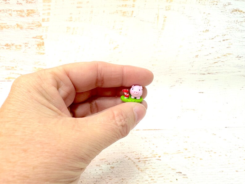 Lucky Pig 2.0 cm figure miniature, lucky charm decoration, piggy figure, polymer clay figure image 3