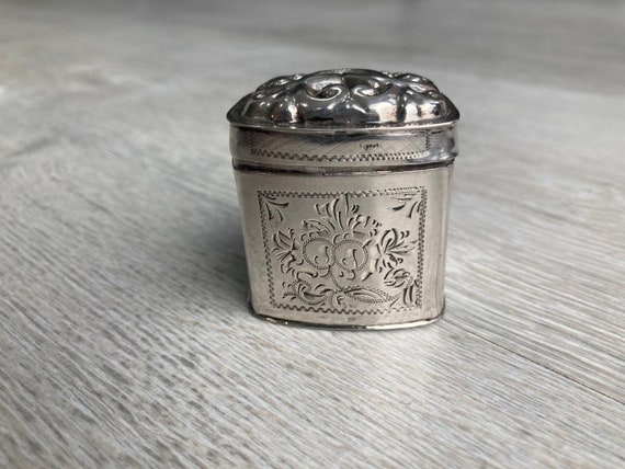 Antique Silver Snuff Box Pill Box 1800s Silver Ba… - image 4