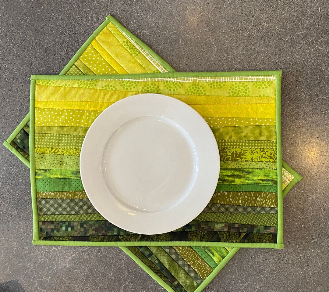 Two Quilted Bright Green Place Mats Add Sparkle to Your Dining Etsy