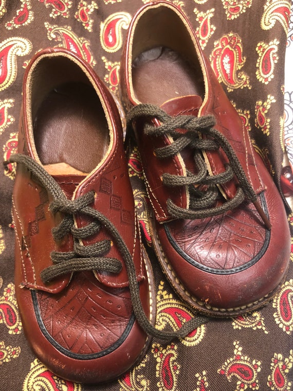 1950s Tooled Leather Boys Oxford by Storkline! - image 8