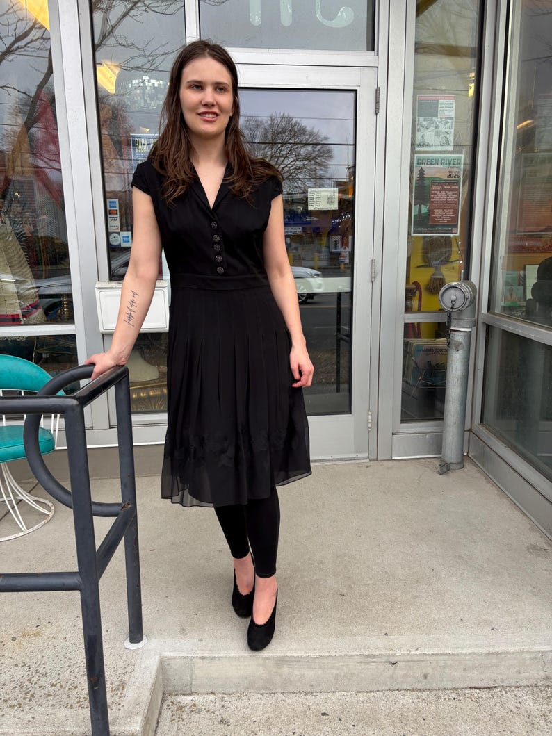 Vintage 90s Adrianna Papell Black Chiffon Cocktail Dress LBD bild 1