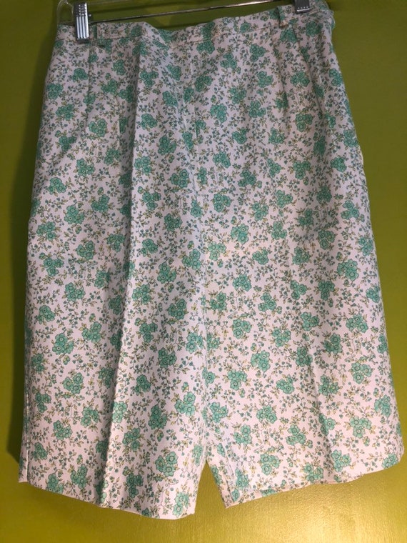 Early 60s Blue Floral Rockabilly Shorts - image 4