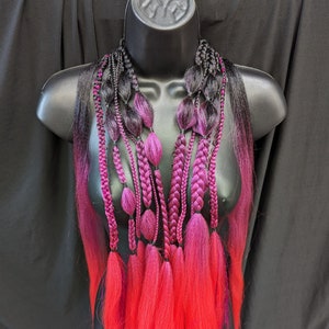 Black, Purple, and Pink Ombre Festival Braided Hair Extensions with Holographic Pink Hair Tinsel and Hair Rings (7)