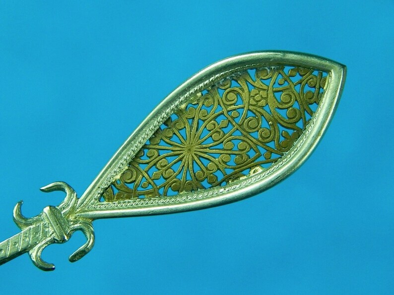 Antique Old Silver Heart Shaped Tea Sugar Spoon Silverware Great Gift Collectable Item