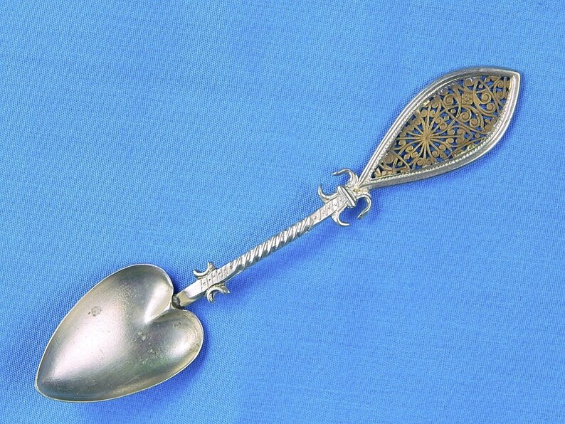 Antique Old Silver Heart Shaped Tea Sugar Spoon Silverware Great Gift Collectable Item