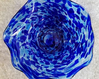 6.5 Inch  Wavy Bowl - Cobalt Blue