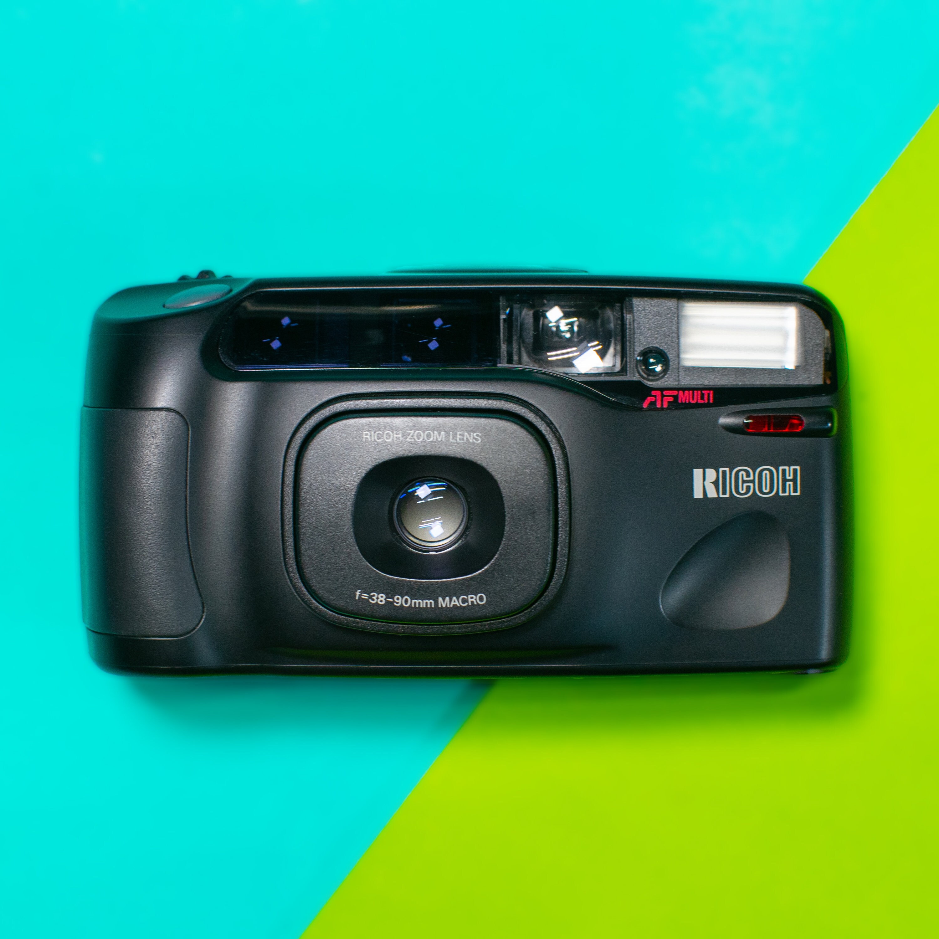 Ricoh Shotmaster Tru-zoom Point and Shoot 35mm Film Camera With