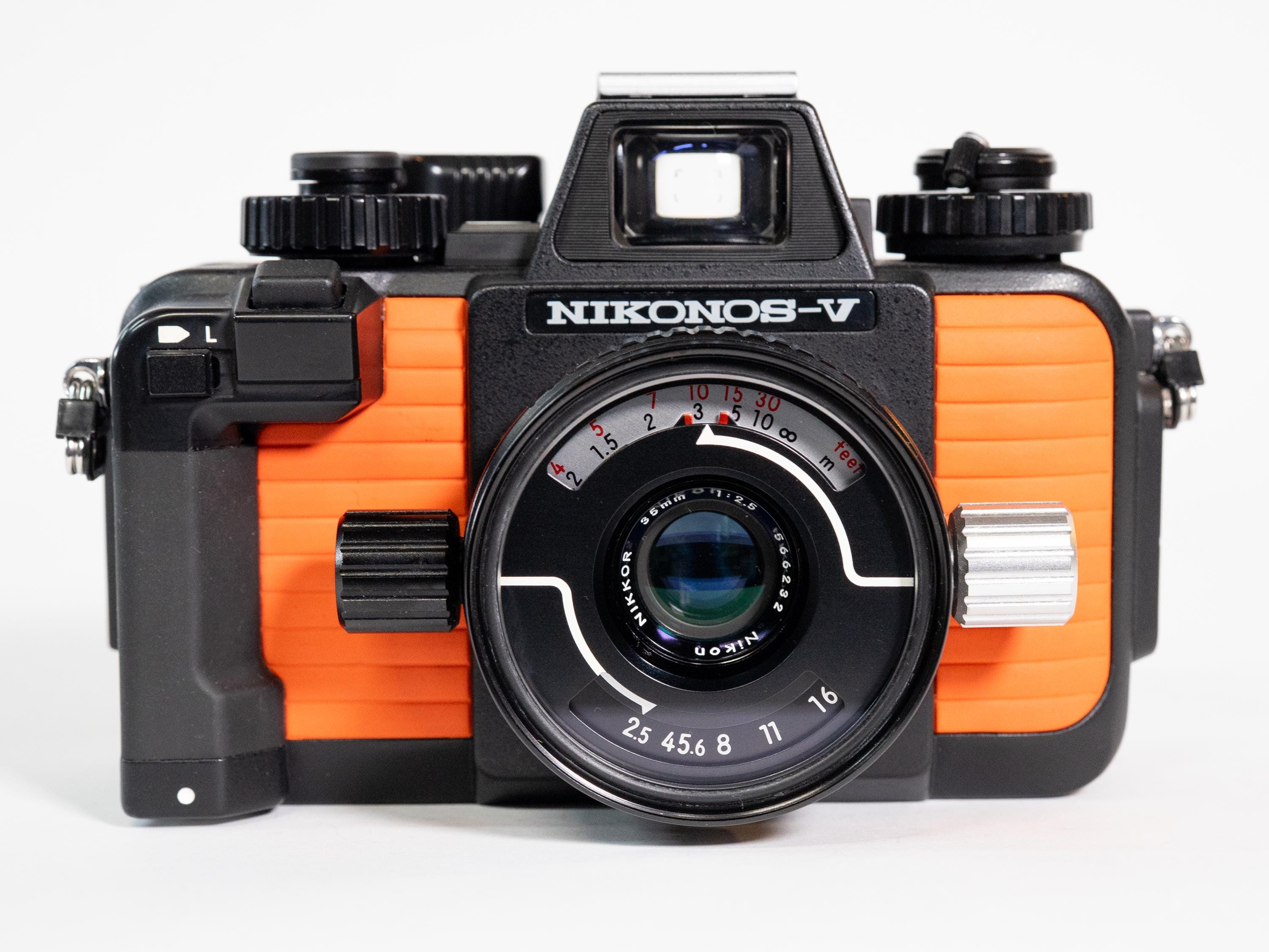 Nikon ニコン NIKONOS-V 防水カメラ UW-NIKKOR Pressure Tested - Nikonos V Underwater 35mm Film Camera With