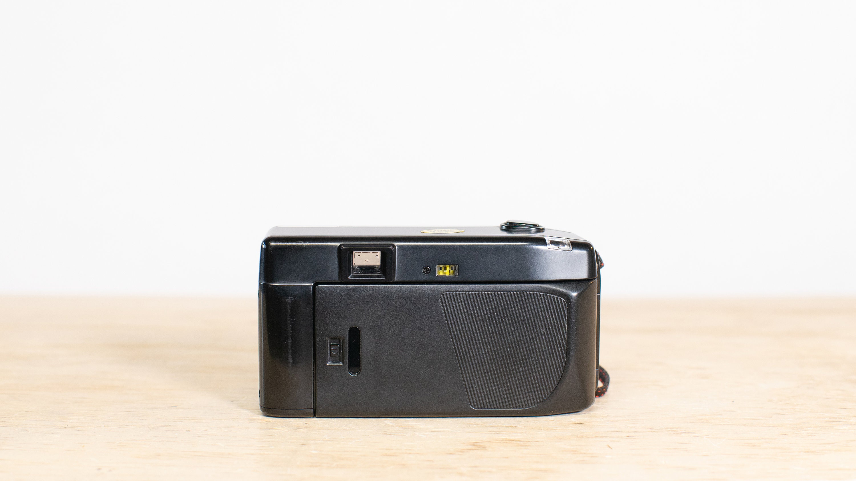 Nikon One Touch L35AF3 Point and Shoot 35mm Camera With