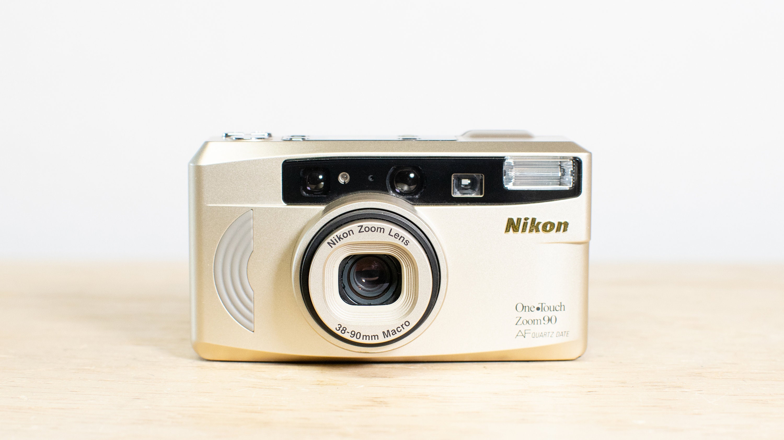 NIKKOR 90th わりない Anniversary Wrapper