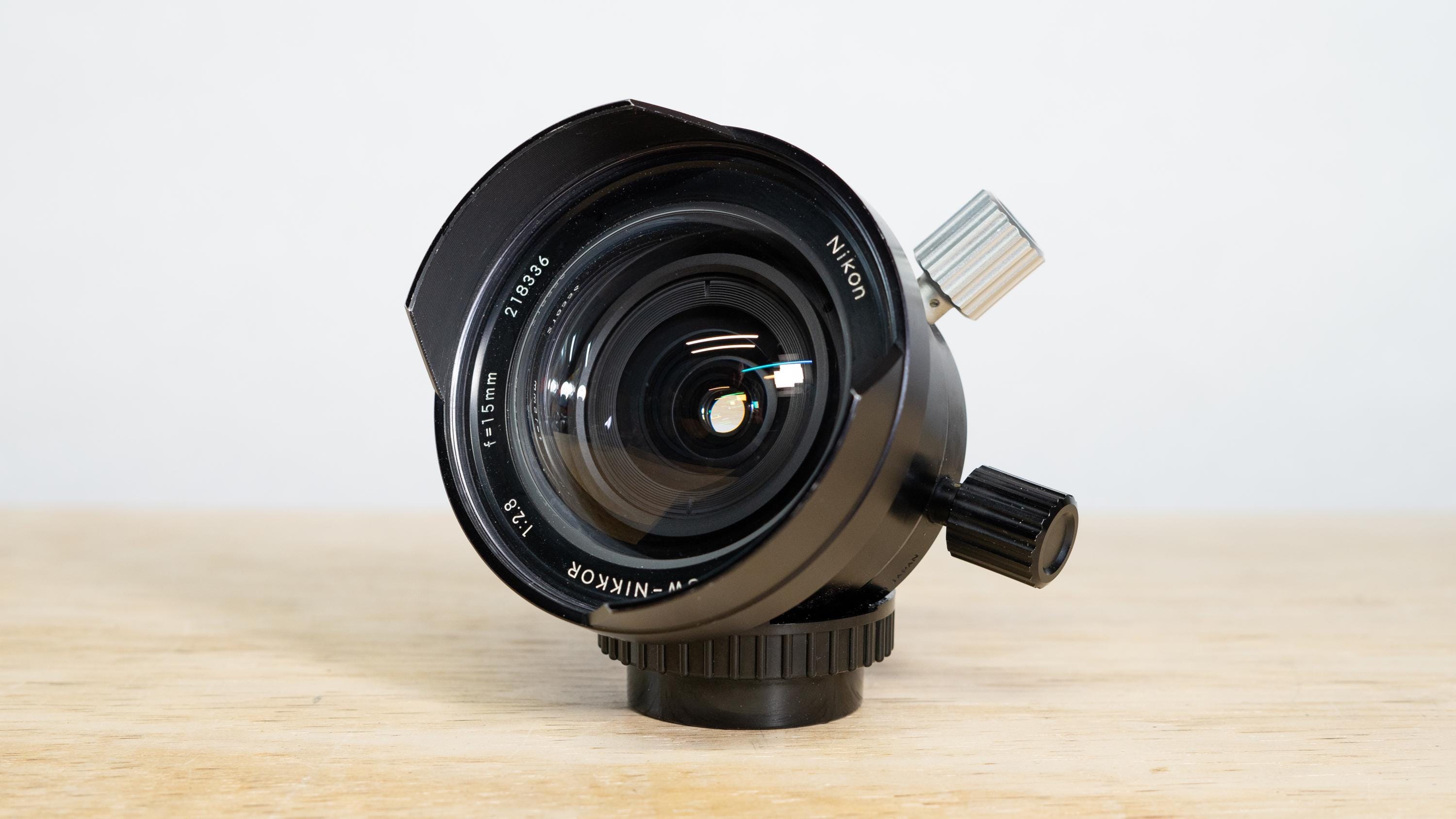 ニコン UW-NIKKOR 15mm F2.8 Lens #C370 UW-NIKKOR 15mm（Nikon Nikonos用レンズ）とファインダー ニコン UW