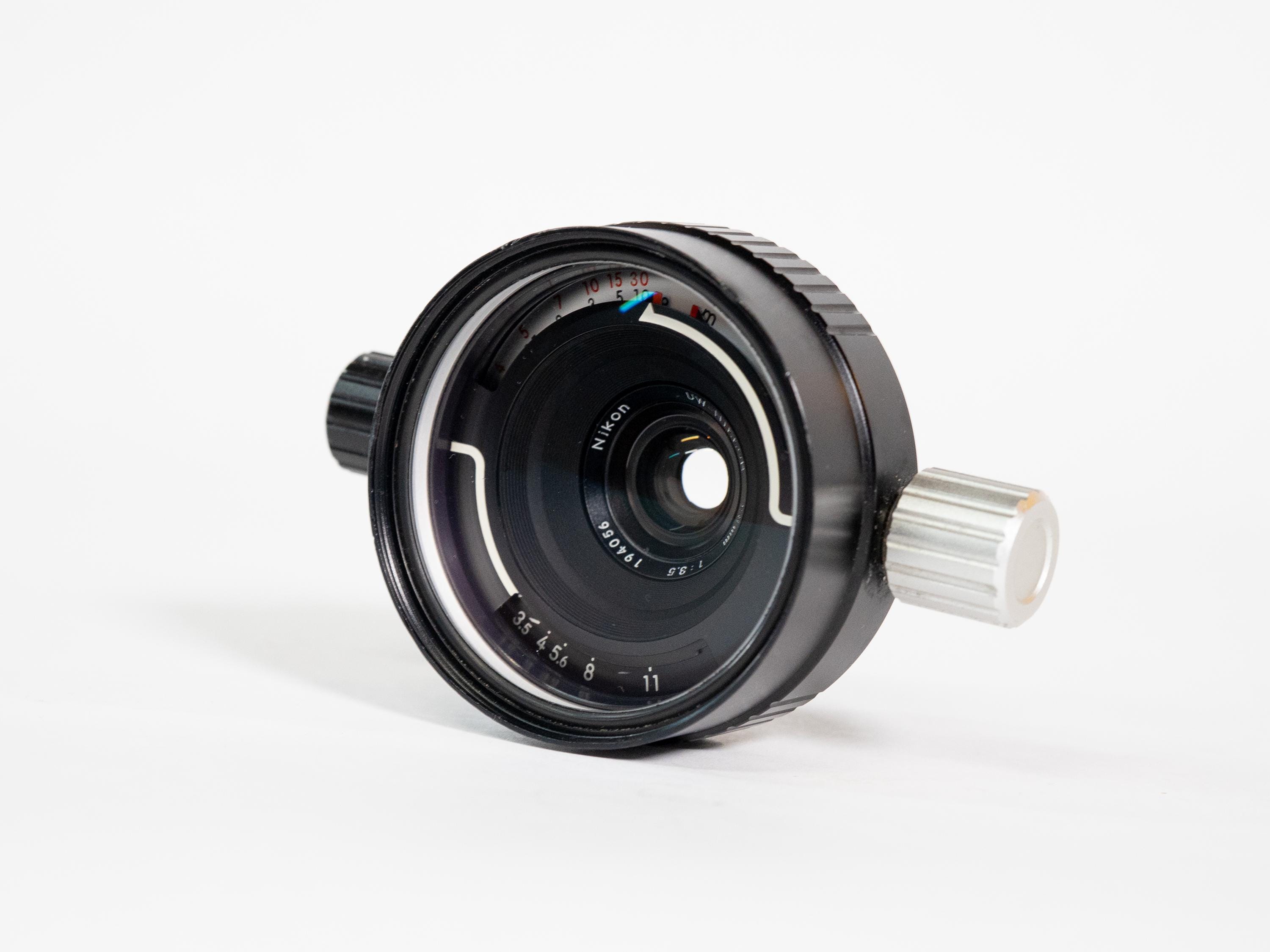 NIKONOS‑V用レンズ　UW-NIKKOR 28mm f3.5 Nikon Uw-nikkor 28mm 1:3.5 Underwater Prime Lens - Pressure Tested