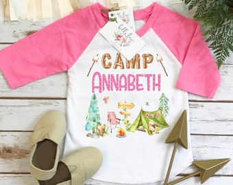 Camisa de cumpleaños del campamento, cumpleaños del camping, cumpleaños personalizado, fiesta de camping, fiesta de la tienda, tema FELIZ CAMPER, cuatro cumpleaños salvajes, campamento