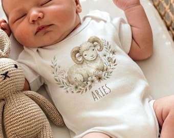 Widder Baby Body®, Sternzeichen Baby Outfit, Astrologie Baby Showergeschenk, Horoskop Baby Body, März April Geburtstag, Neugeborene Sternzeichen Shirt