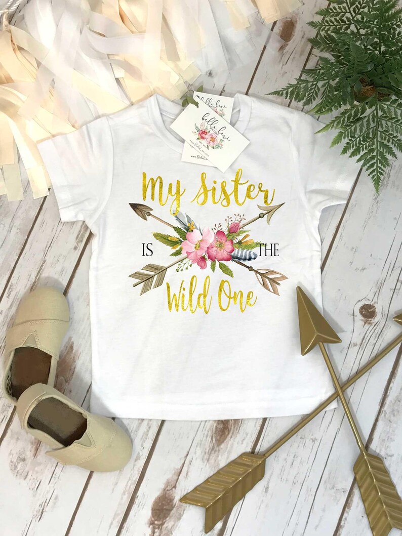 Wilde verjaardag, mijn zus is de wilde, wilde verjaardag, verjaardag zus, verjaardag meisje, zus shirts, eerste verjaardag, wild afbeelding 1