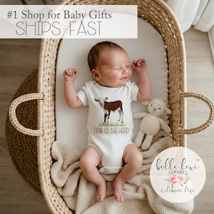 Kraamcadeau, NIEUW BIJ DE KUDDE, westernkwekerij, boerderijshirt, cowBOY, koe-onesie®, babycadeau boerderij, schattige babykleding, thema koe, hereford