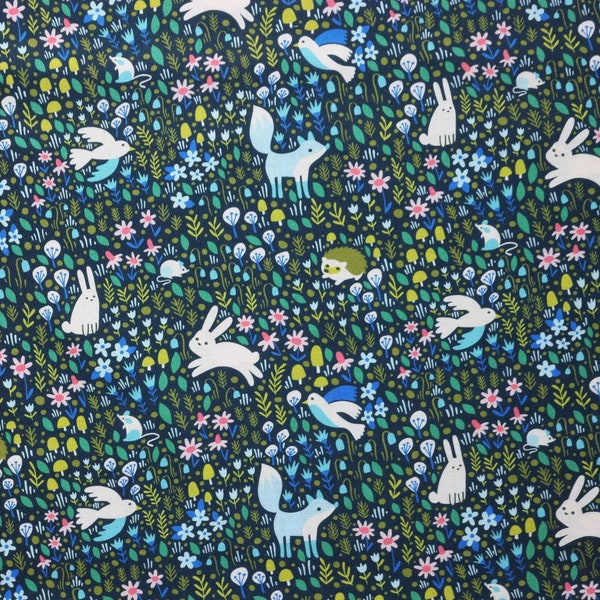 Michael Miller Cotton Meadow Social Animaux Fleurs Vert Foncé