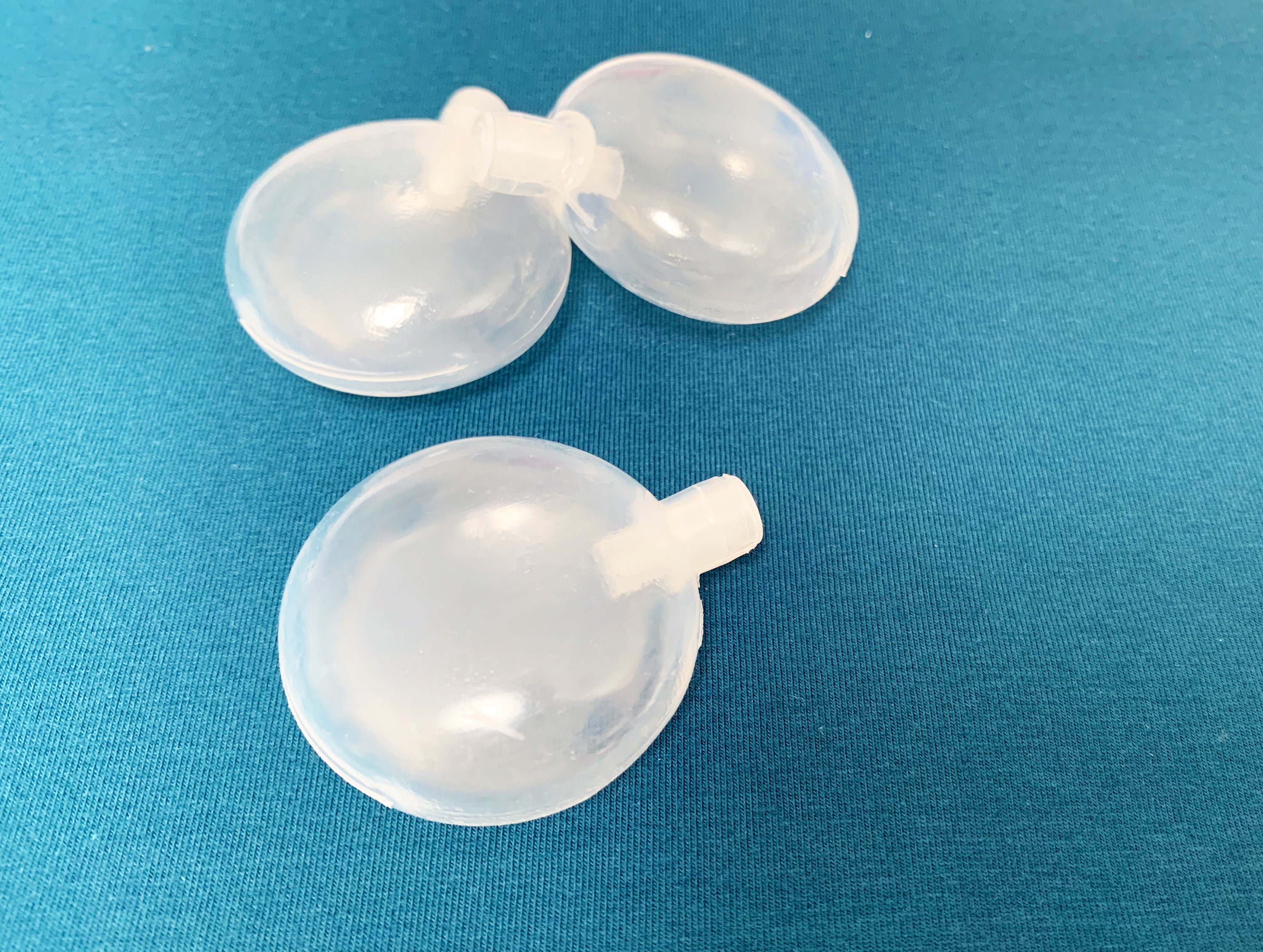 Plastic squeaker top