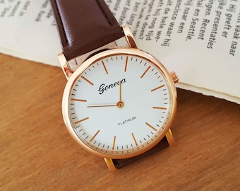 Classic Luxury Fashion Watch Leather Band Wristwatch Quartz