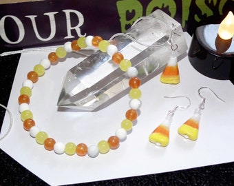 Candy Corn Jewelry set! Howlite and glass beads. Includes Necklace, bracelet and earrings.