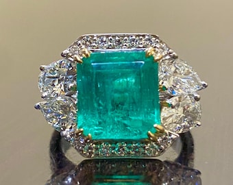 18K White Gold GIA Certified 4.87 Carat Colombian Emerald Diamond Engagement Ring - GIA Pear Shape Diamond GIA Oval Diamond Emerald Ring